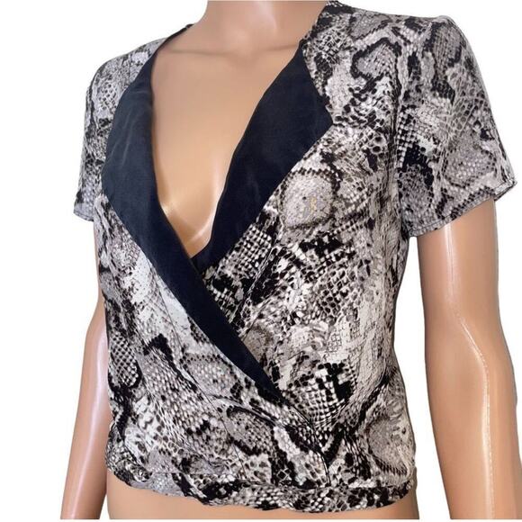 BCBGMAXAZRIA blouse Alvie Snake skin Print Wrap Top SZ SM cropped brown black - Picture 3 of 7